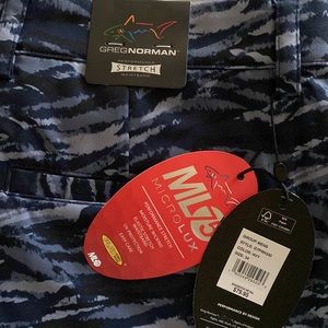 Mens size 34 NWT Greg Norman Microlux 75 Stretch UPF Shorts